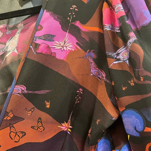 Jessie Western 100% Silk Wrap Shirt - Picture 4 of 4